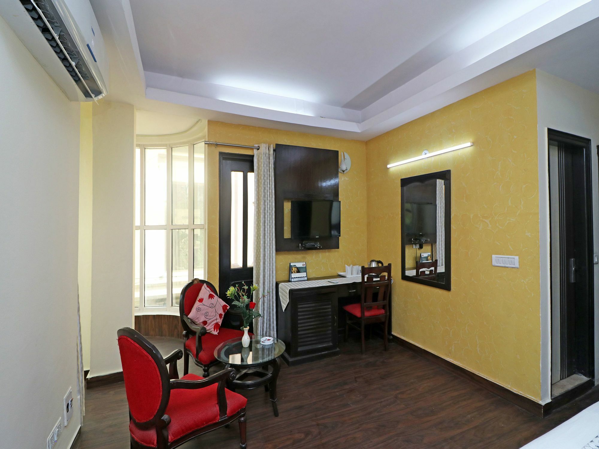 Hotel Oyo 13451 Star Corporate Avenue Nuova Delhi Esterno foto